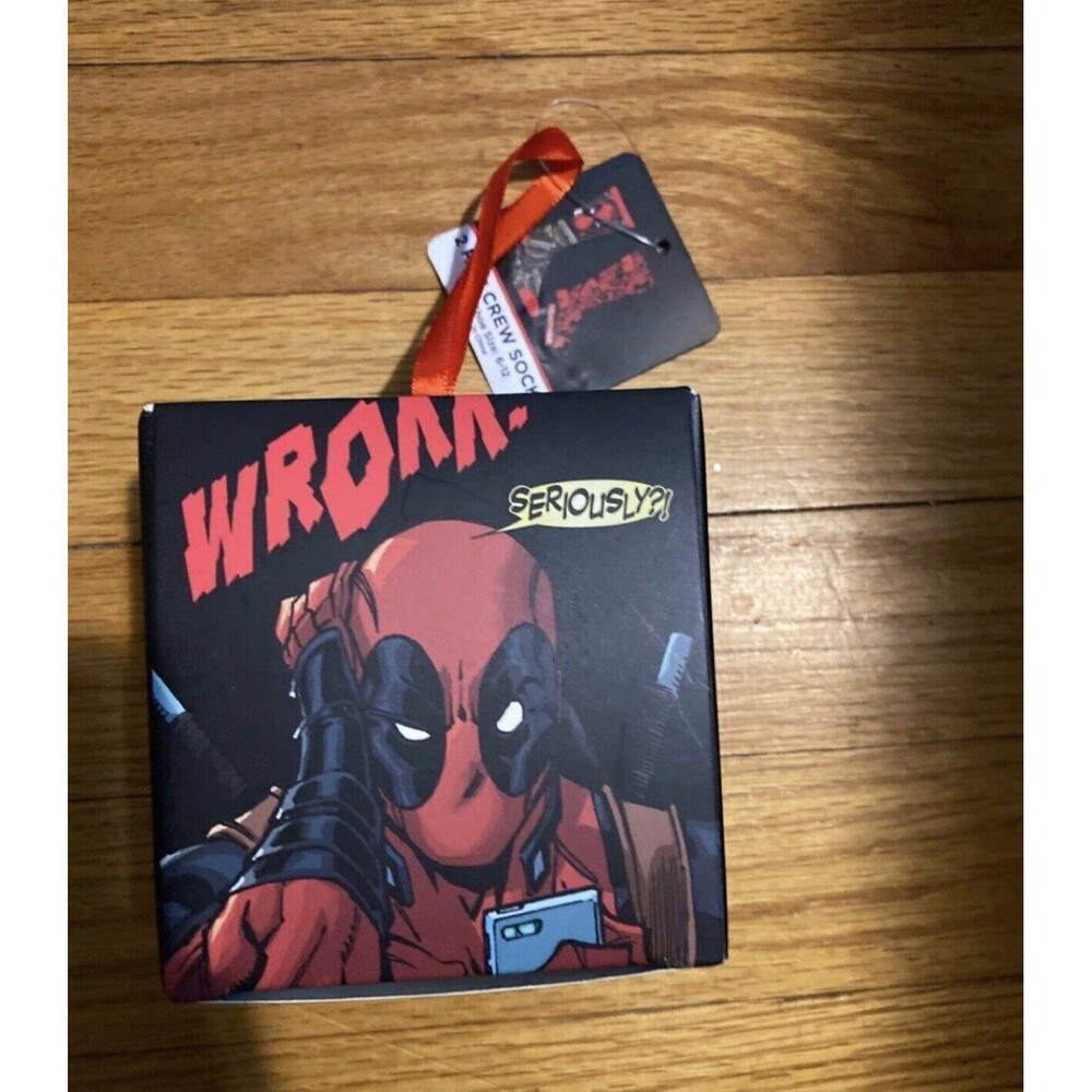 Marvel Comics Men's Deadpool Crew Socks Box Set (2 Pairs)